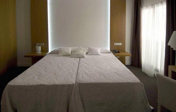 Toral Hotel León Εξωτερικό φωτογραφία