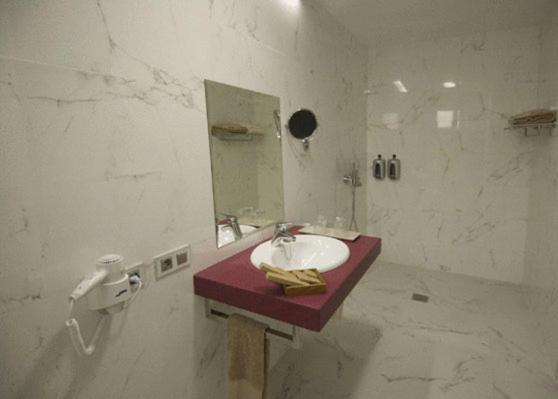 Toral Hotel León Δωμάτιο φωτογραφία